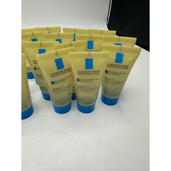 Lot of 21. La Roche Posay Gentle Foaming Cleansing Oil .5 oz Sample Size NEW - Picture 2 of 4